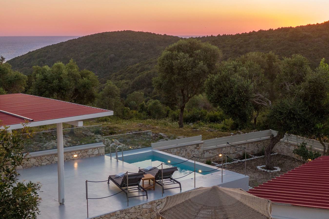Villa 'Antipaxos Sunset House' con vista mare, Wi-Fi e aria condizionata in Grecia
