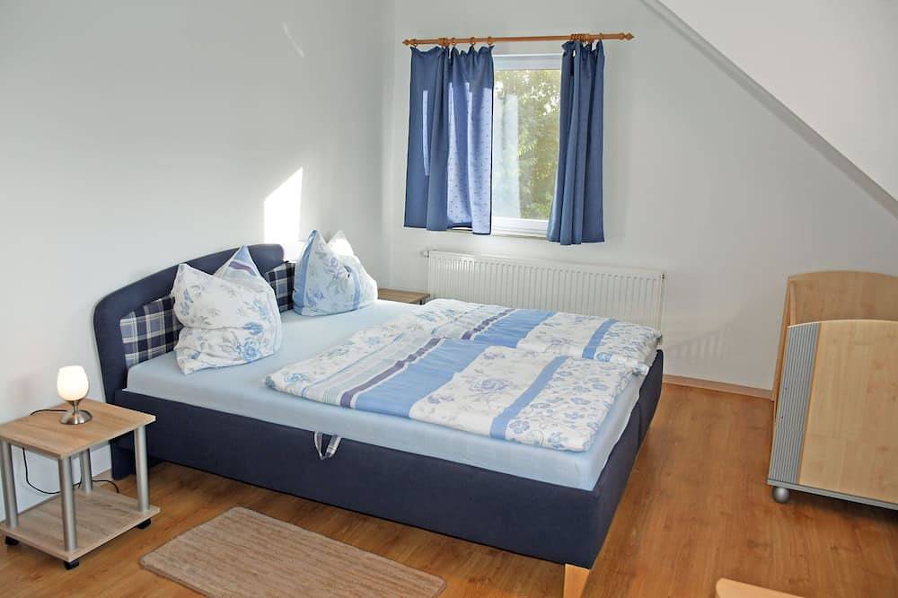 Ganze Wohnung, 01 Ferienappartement Sehlen mit Terrasse (6 Betten) - Ferienappartements auf in Sehlen, Bergen auf Rügen und Umgebung