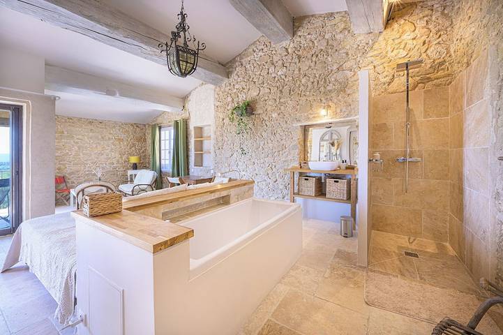 Domaine Clément Sainte Victoire, 7ha de quiétude à 17 km d'Aix in Puyloubier, Région d'Aix-en-Provence