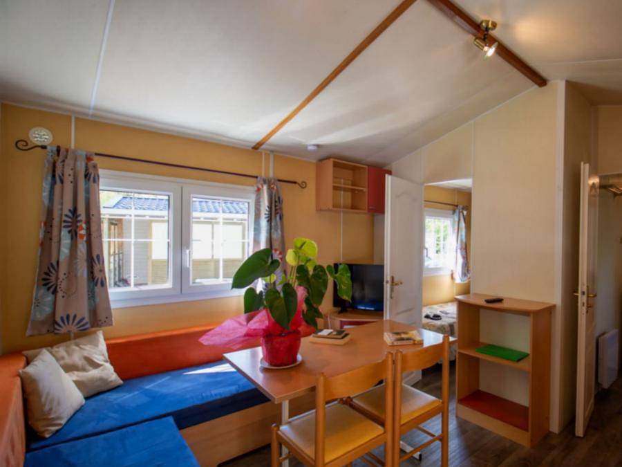 Camping Les Eaux Chaudes - Mobilhome 4 personas - Le Cabanon Classic 2 habitaciones in Digne-les-Bains, Alpes de Alta Provenza