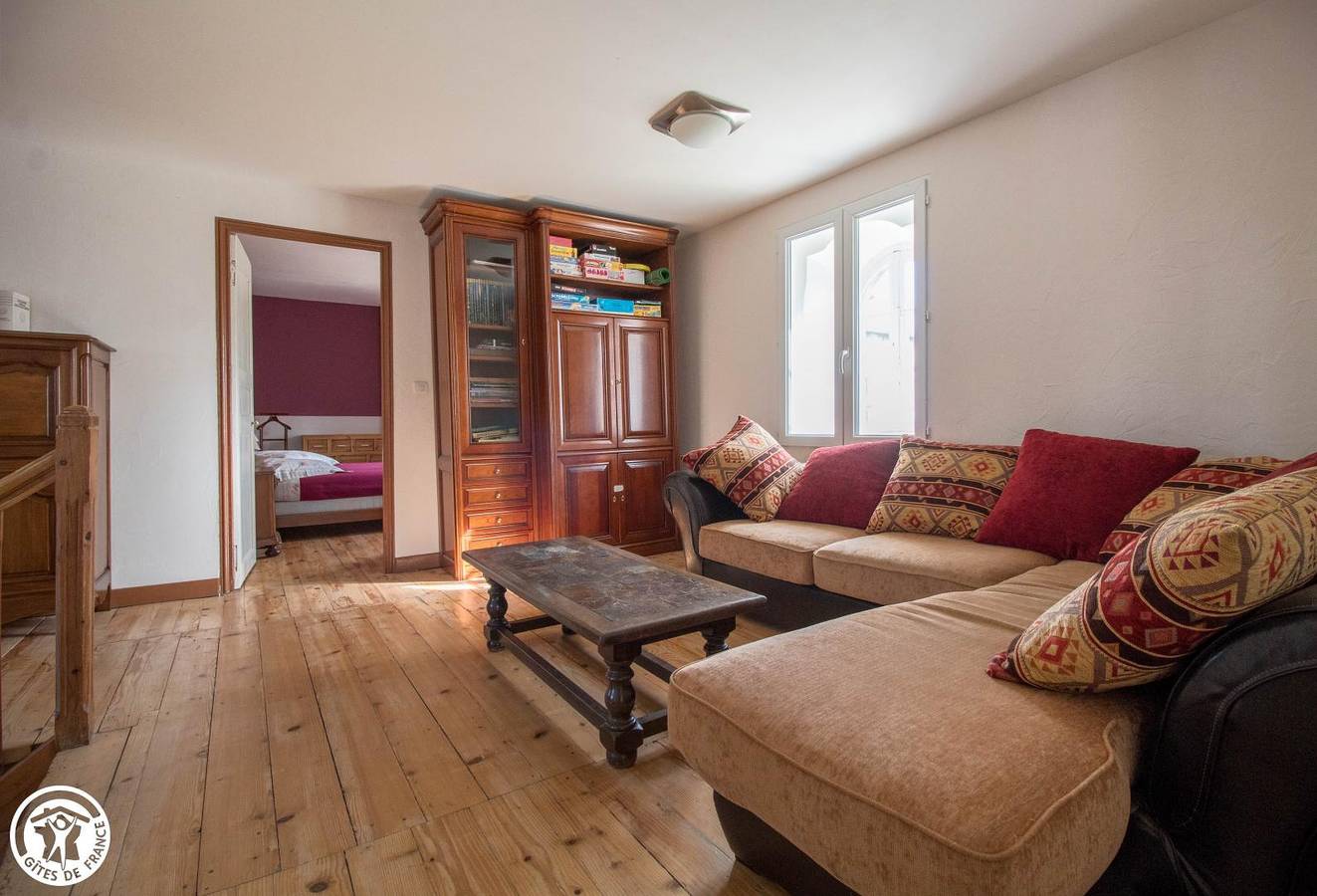 Gîte für 8 Personen mit Sauna in Avèze, Regionaler Naturpark Volcans d'Auvergne