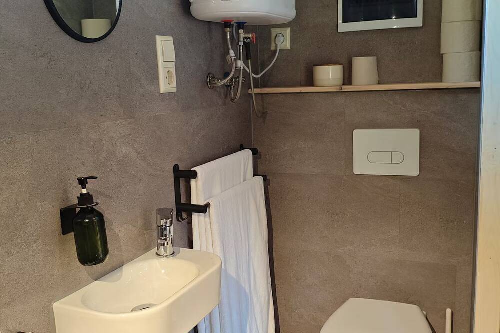 Ganze Wohnung, Tiny House am Waldrand, Ausstieg auf Zeit - Ferienwohnungen im Heideblick in Walddrehna, Heideblick