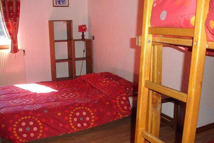 Gîte pour 14 personnes, avec terrasse et jardin à Le Tholy - 3