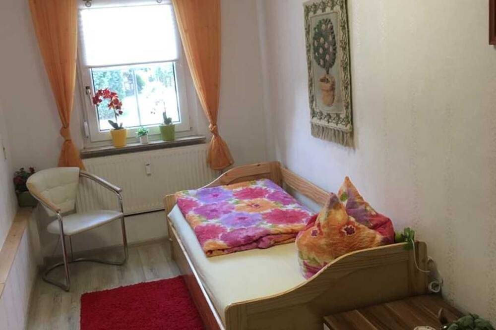 Apartamento entero, Vacation apartment 2 Alte Kaserne - Holiday apartments Alte Kaserne close to Lake Drewen in Wesenberg, Mecklenburg-Strelitz