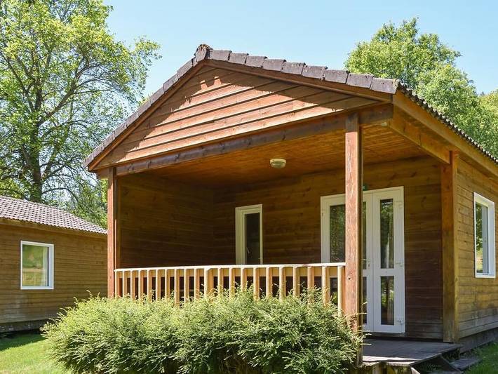 Camping Au Bois de Calais - Chalet 4 personen - Chalet Arbre: 2 Schlafzimmer + Tv, 4 Pers. in Tulle und Umgebung