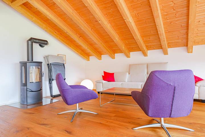 Ganze Ferienwohnung, Ferienwohnung für 4 Personen mit Balkon in Lenk im Simmental, Lenk