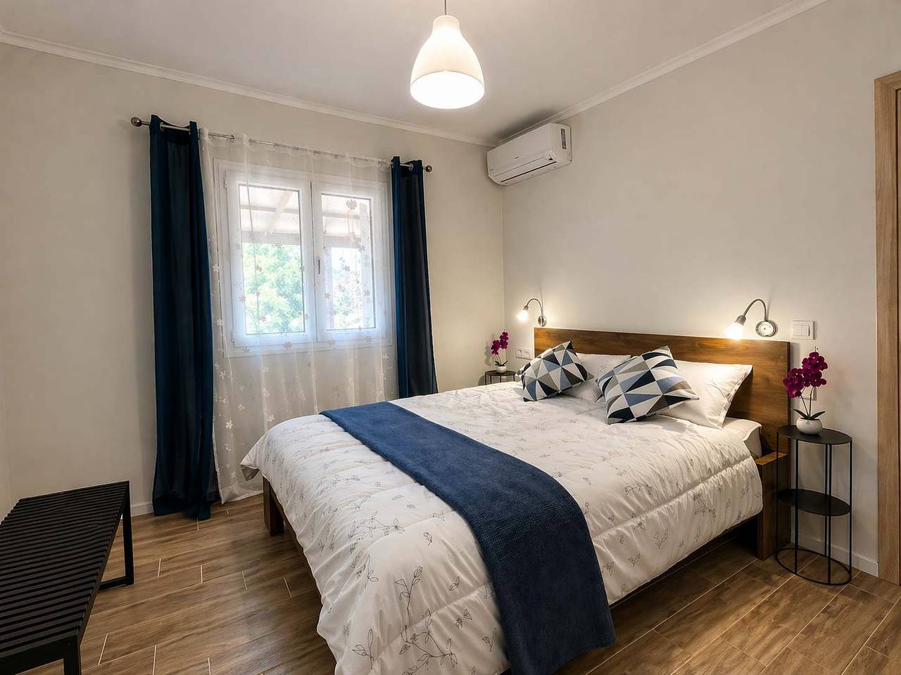 Ganze Wohnung, Ferienwohnung für 4 Personen mit Pool in Kalamata, Messenien