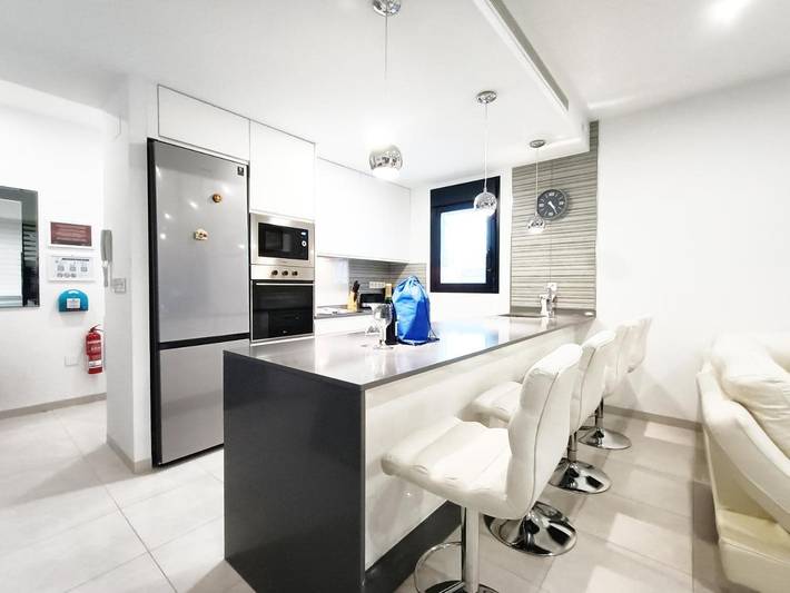 Chalet para 6 personas, con jardín además de vistas y piscina, Se admiten mascotas en Huerta de Murcia - 3