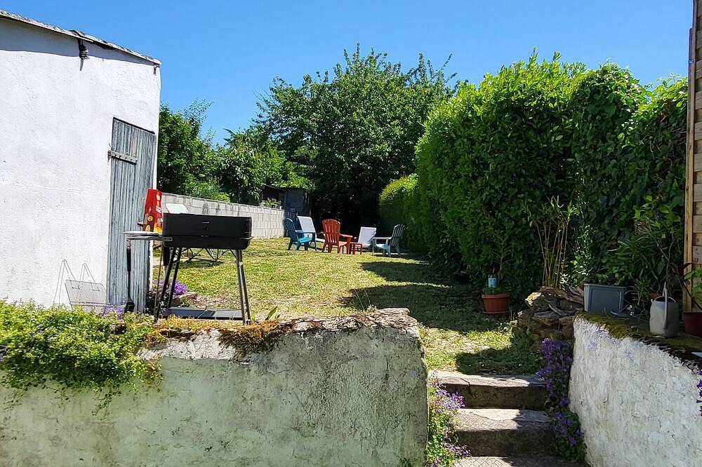 Maison Sonath - a fisherman's home with a Breton spirit in Billiers, Côte des Mégalithes