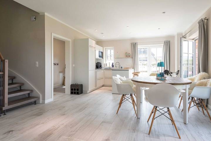 Moderne & nachhaltige Haushälfte mit ca. 110 m² Wohnfläche für bis zu 6 Personen in Nordfriesische Inseln (Schleswig-Holstein) (Schleswig-Holstein), Wenningstedt