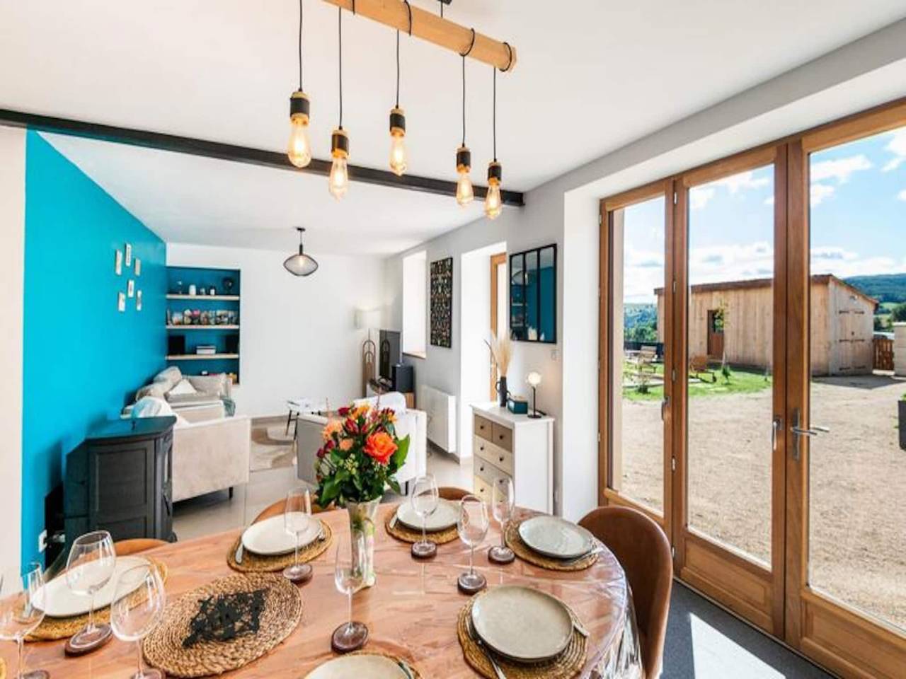 Entire apartment, G√Æte de France 6 people in Antrenas, Mende region