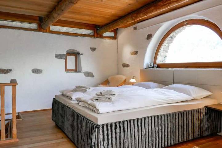 Rustico Scateto 66 in Pontirone, Serravalle