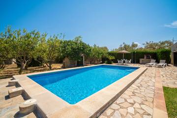 Villa in Pollença, Serra de Tramuntana für 2 