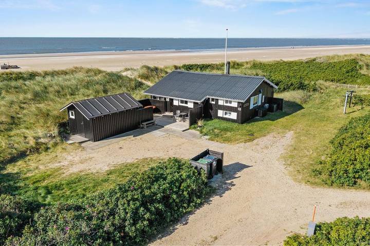 Ferienhaus für 4 Personen, mit Balkon/Terrasse und Ausblick in Blavand