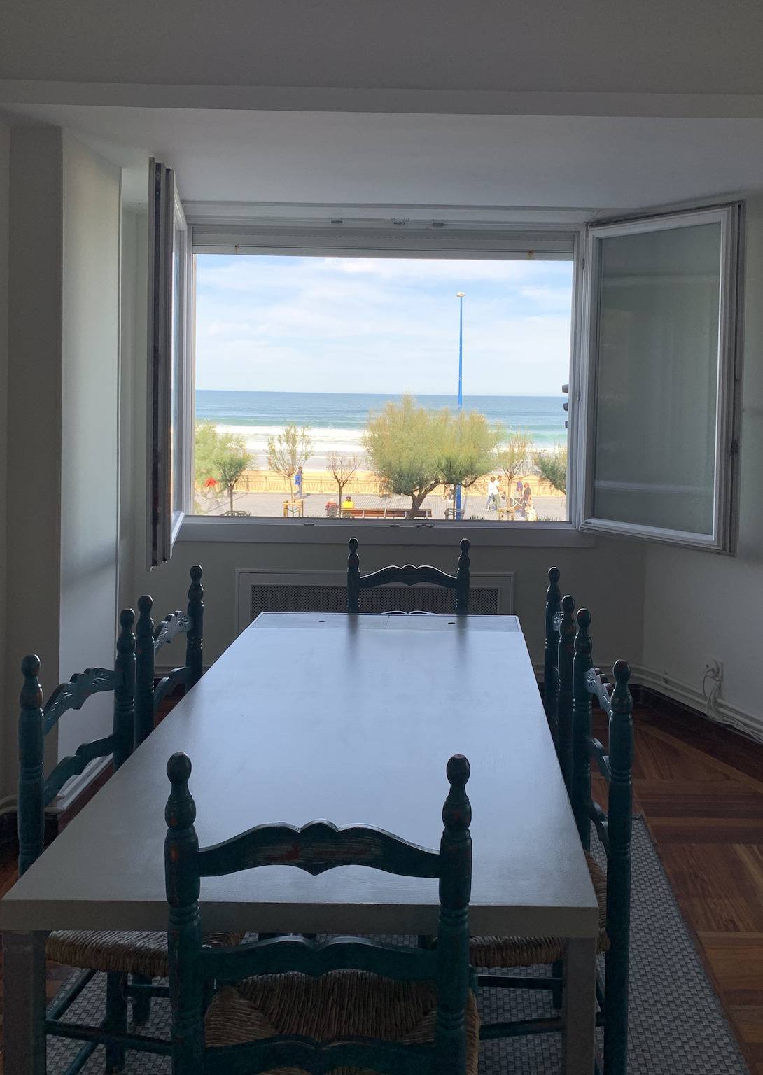 Entire apartment, Holiday apartment for 6 people in Zurriola (San Sebastian), San Sebastian