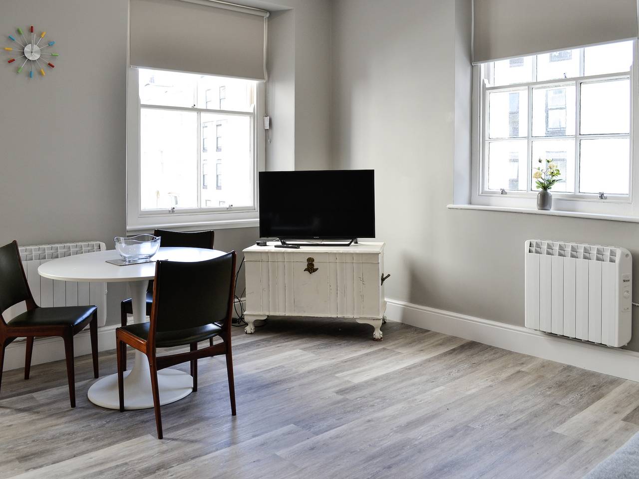 Room Apart 1A-Ukc2336 in Plymouth, South West England