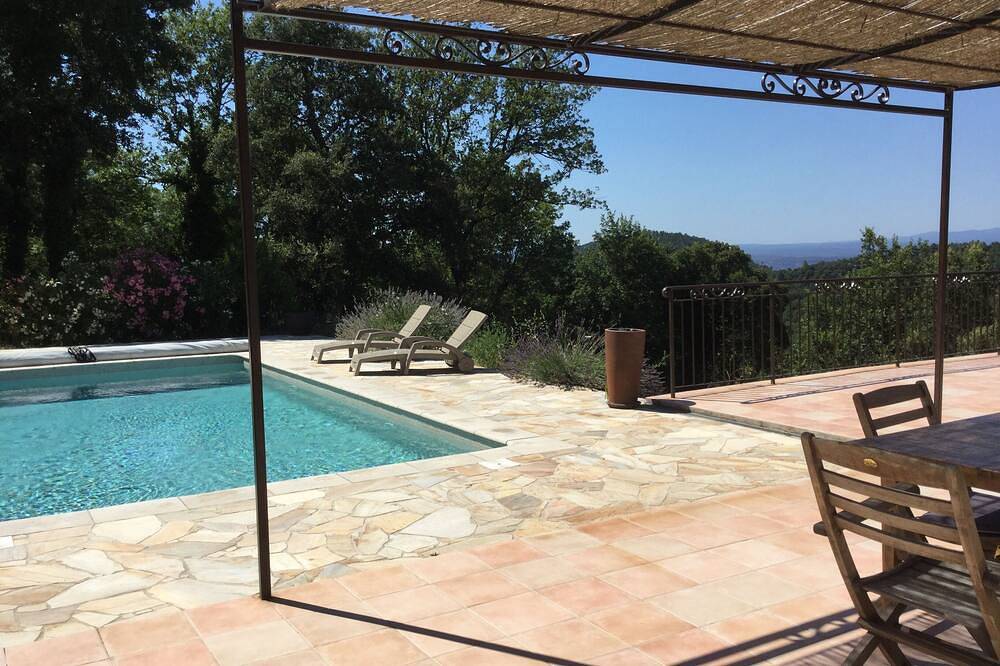 Casa vacanza a Var a partire da 438€ a notte