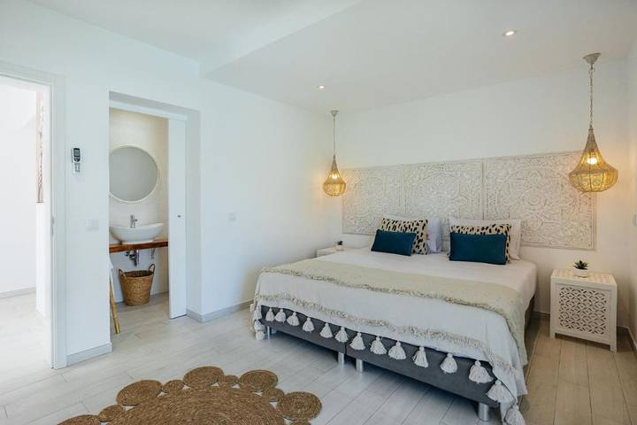 Chambre d’hôte pour 2 personnes, avec jacuzzi ainsi que piscine et jardin à Albufeira - 4