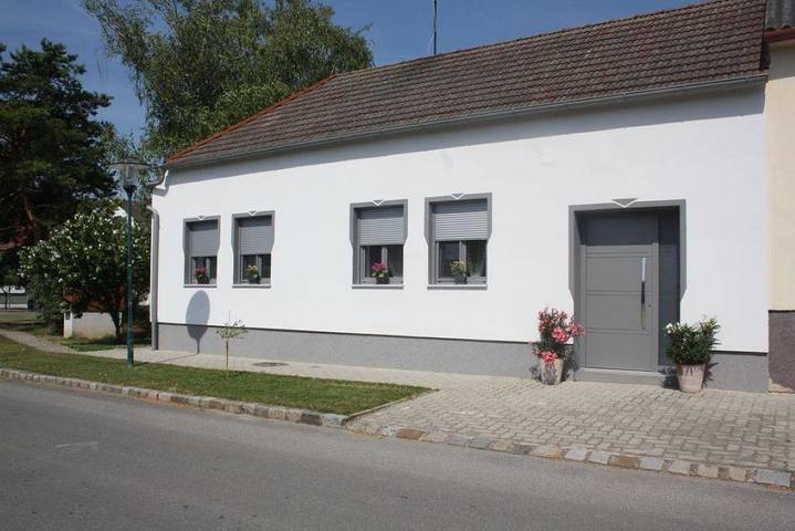 Ferienhaus, Dusche, Wc, 3 Schlafräume in Mönchhof, Neusiedlersee-Hügelland