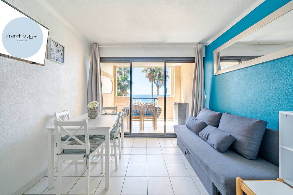 Apartamento inteiro, Apartamento-Casa de banho privativa com banheira-Vista para o Mar-Appartement... in Cannes La Bocca, Cannes