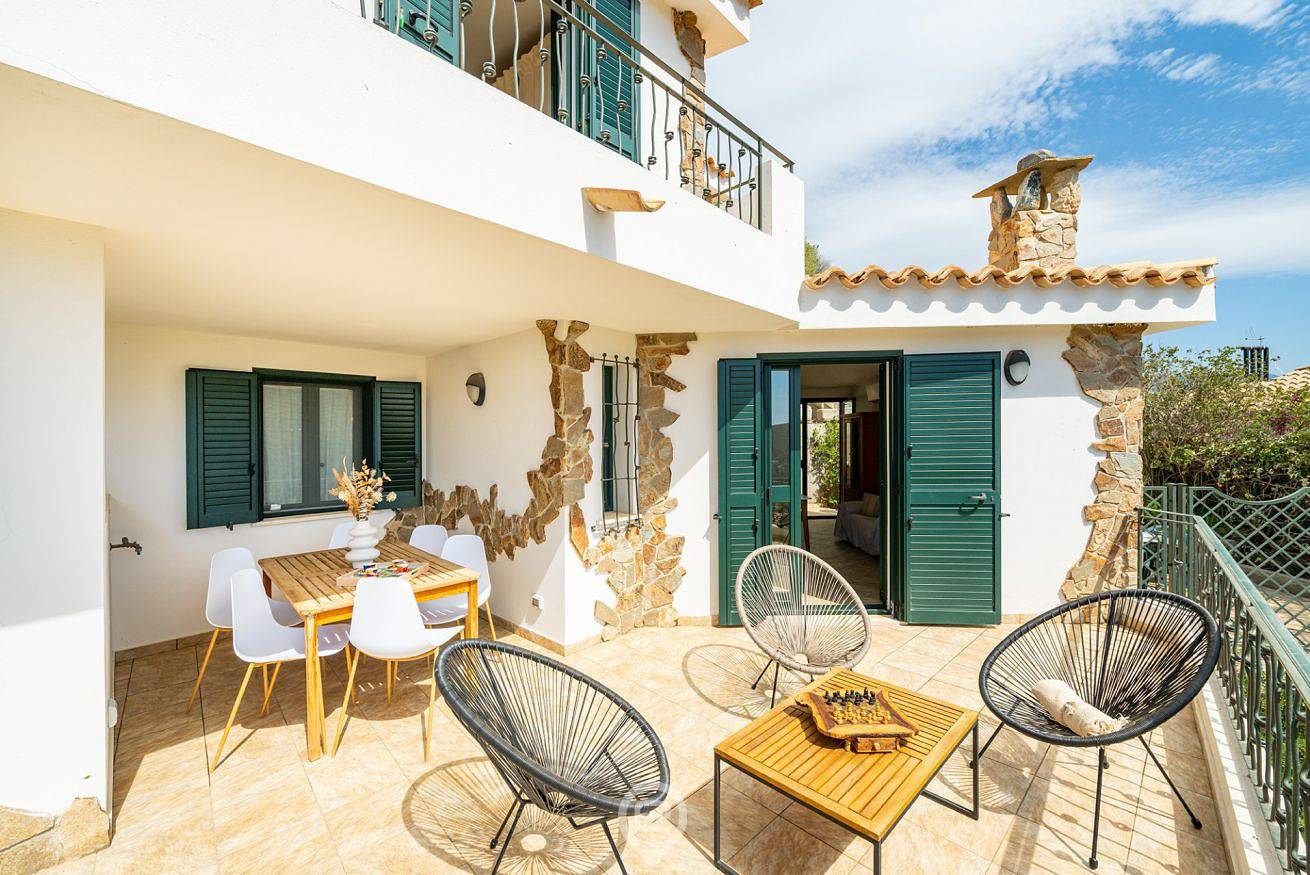 Villa für 4 Personen mit Garten in Geremeas, Torre delle Stelle