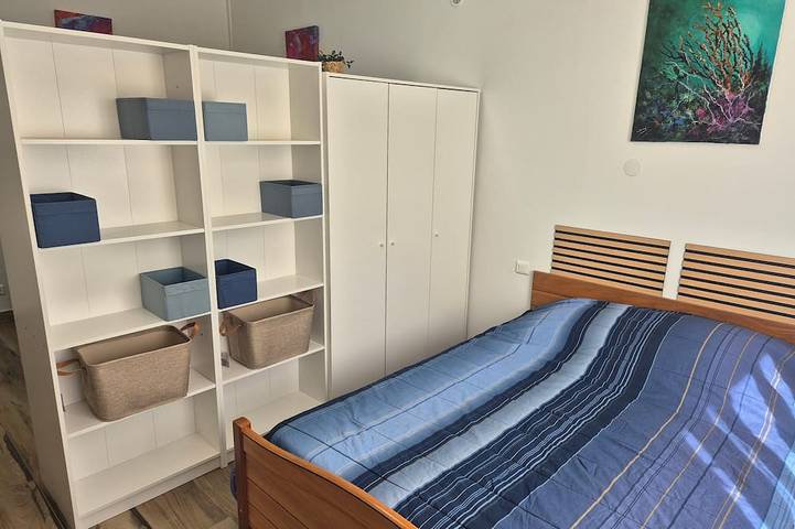 Gîte pour 2 personnes, avec jardin et piscine, animaux acceptés dans Les Paluds de Noves - 3