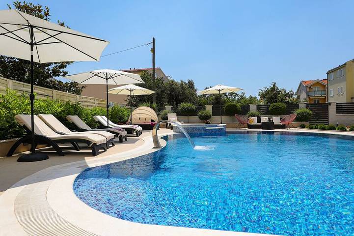 Appartement de vacances pour 4 personnes, avec jardin ainsi que terrasse et jacuzzi - 1