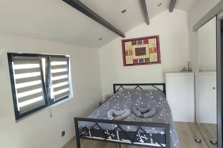 Gîte pour 2 personnes, avec terrasse ainsi que piscine et jardin à Sainte-Croix-en-Plaine - 3