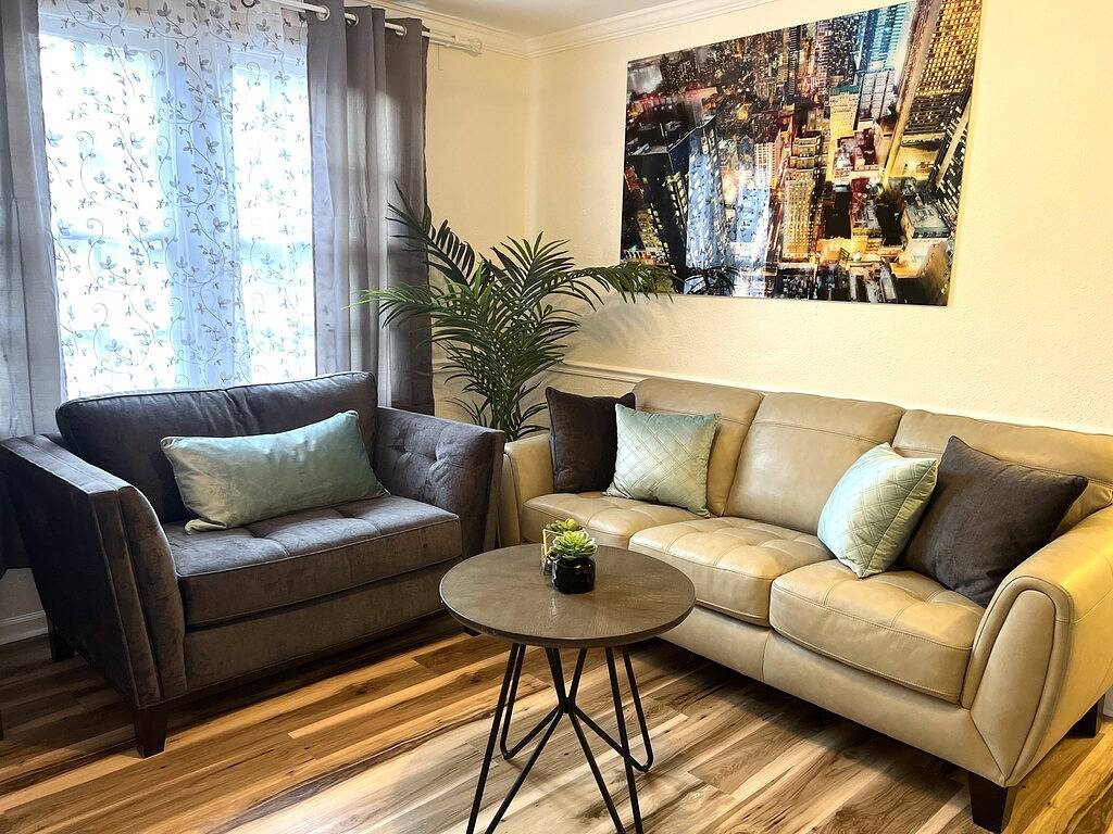 Chill Retreat with Private Yard · Near Downtown in Jacksonville, Duval County