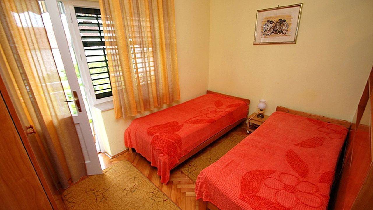 Ganze Ferienwohnung, Ferienwohnung für 4 Personen (39 m²) in Zaostrog in Zaostrog, Makarska Riviera