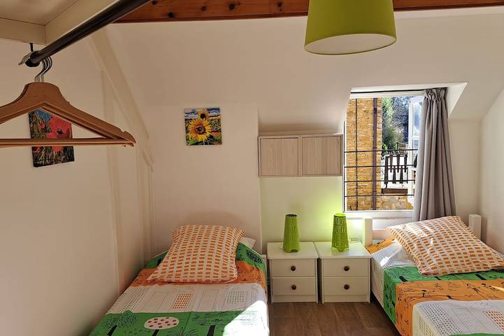 Location de vacances pour 5 personnes, avec jardin et piscine à Saint-Aubin-de-Nabirat - 4