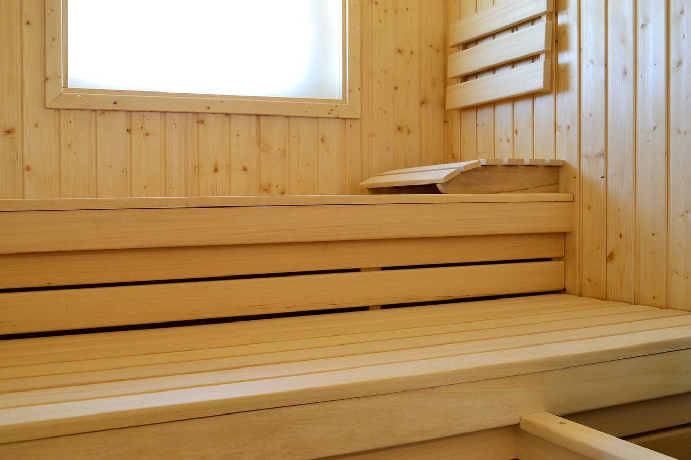 Mit Masterbedroom und Wellnessbad im Haus "Kula" in Wassersportfreier Strandbetrieb, Südstrand Pelzerhaken