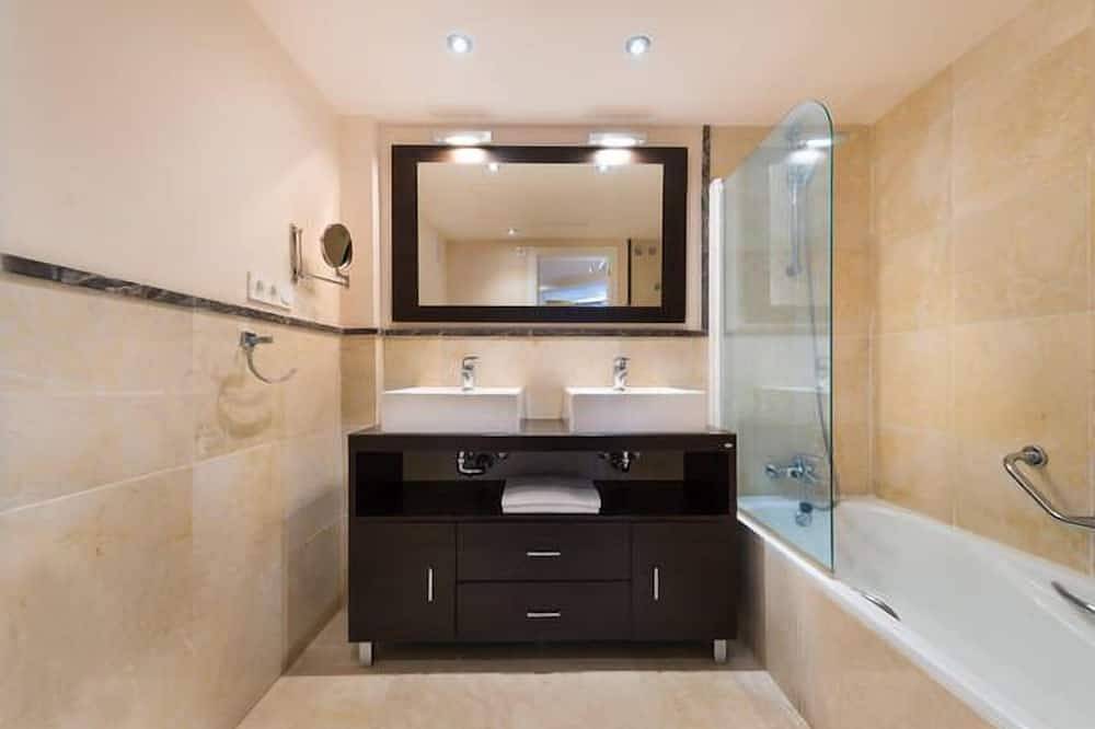 Hel lejlighed, Cosy 1 bedroom apartment, Mediterranean Sea View. Torrox Costa in Torrox Costa, Torrox