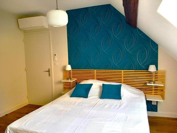 Chambre d’hôte pour 3 personnes, avec Terrasse ainsi que Jardin et Vue à Meursault