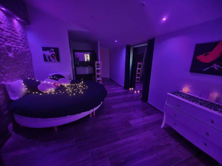 Chambre d’hôte pour 2 personnes, avec jardin et jacuzzi dans les Deux-Sèvres