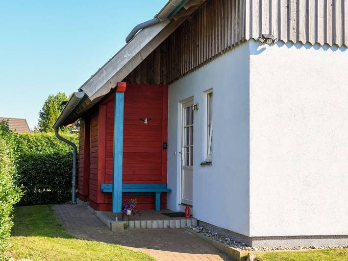 Ferienhaus für 7 Personen, mit Terrasse und Garten sowie Sauna in Bastorf - 4