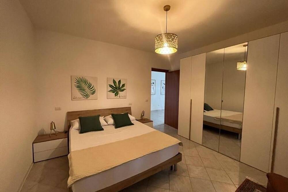 Entire apartment, Home In in Passignano sul Trasimeno, Lake Trasimeno