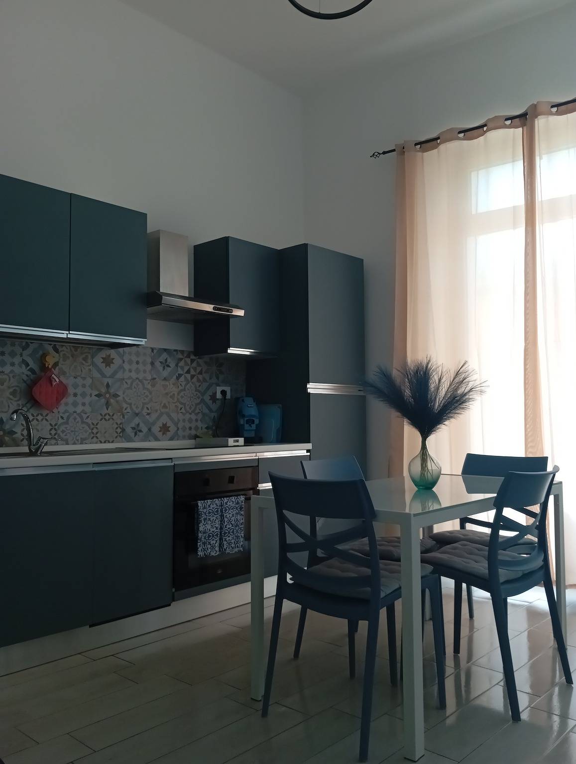 Entire apartment, Apartment 'Blue House' with Private Terrace, Wi-Fi and Air Conditioning in Follonica, Etruscan Coast
