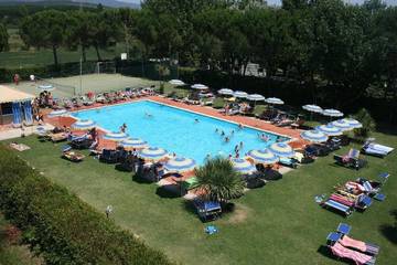 Camping für 6 Personen in Castiglione del Lago, Lago Trasimeno, Bild 4
