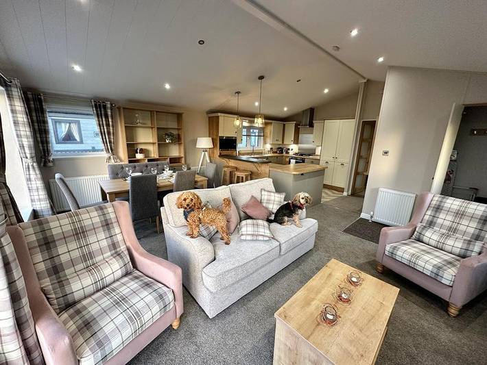 Cottage pour 6 personnes, avec vue sur l’océan ainsi que terrasse et piscine, animaux acceptés
