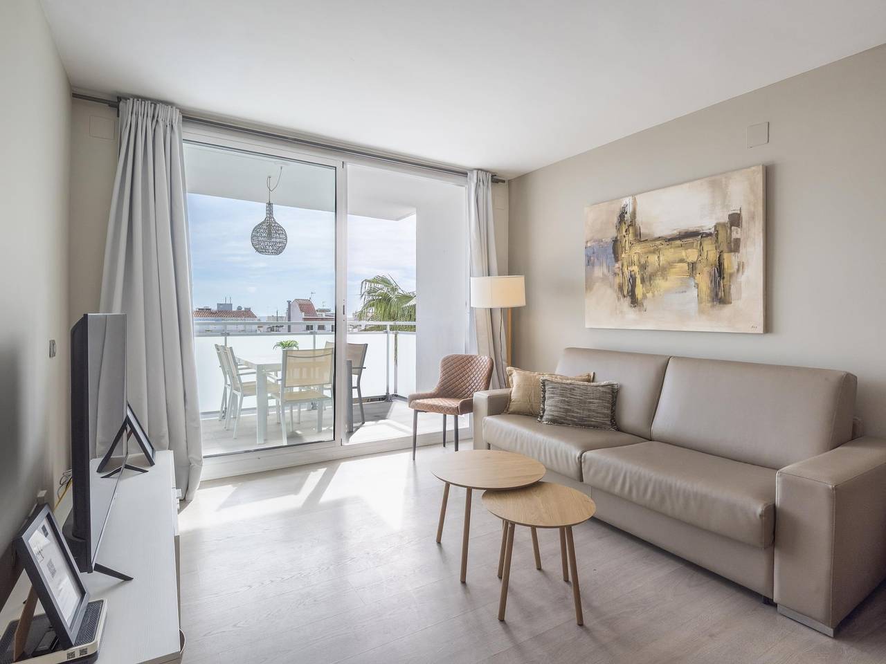 Ganze Ferienwohnung, Ferienwohnung für 8 Personen mit Pool in Sitges, Garraf