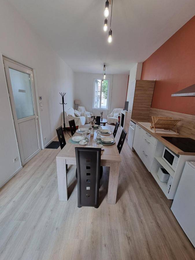 Gîte pour 6 personnes, avec terrasse dans Sermaize-les-Bains