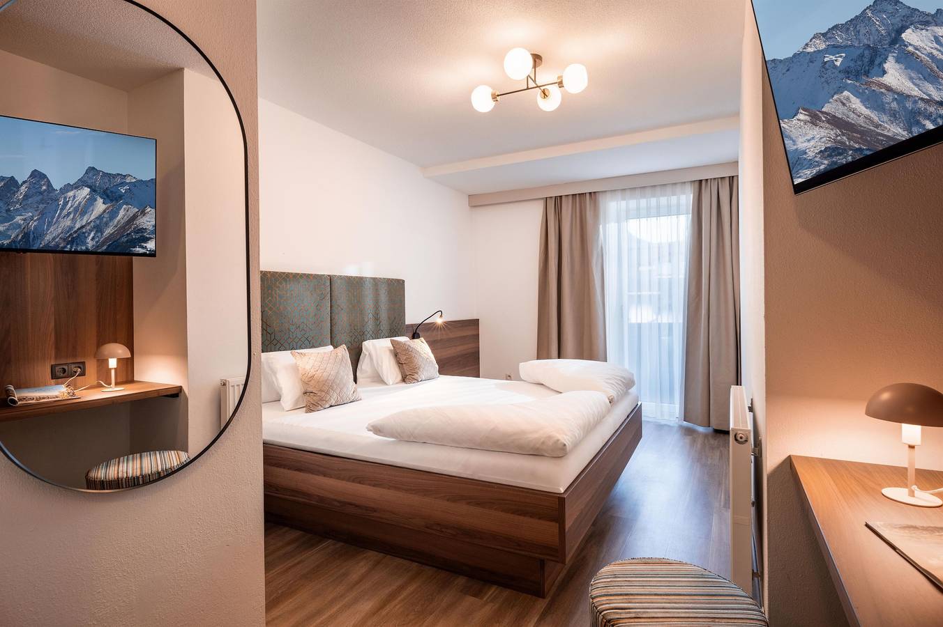 Ganze Ferienwohnung, Appartement Typ C1 in Tuxer Alpen, Fügen