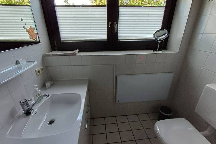 Ferienhaus für 6 Personen, mit Garten in Bromskirchen - 4