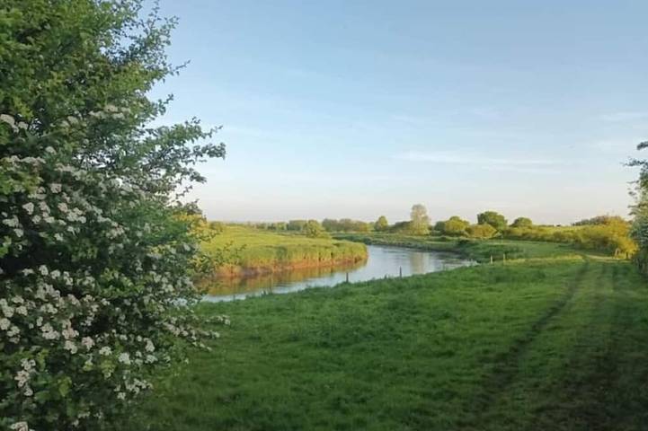 Location de vacances pour 8 personnes, avec terrasse à Montmartin-en-Graignes