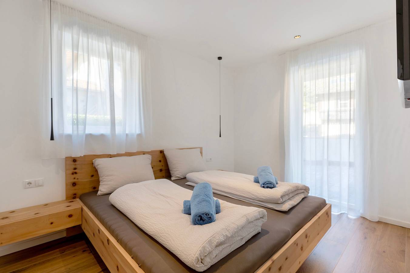 Ganze Wohnung, Ferienwohnung 'Mendelbahn' mit Bergblick, privater Terrasse und Wi-Fi in Kalterer See, Kaltern an der Weinstraße