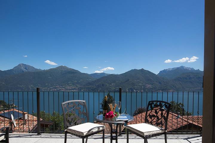 Villa für 6 Personen, mit Pool und Seeblick sowie Balkon, kinderfreundlich am Comer See