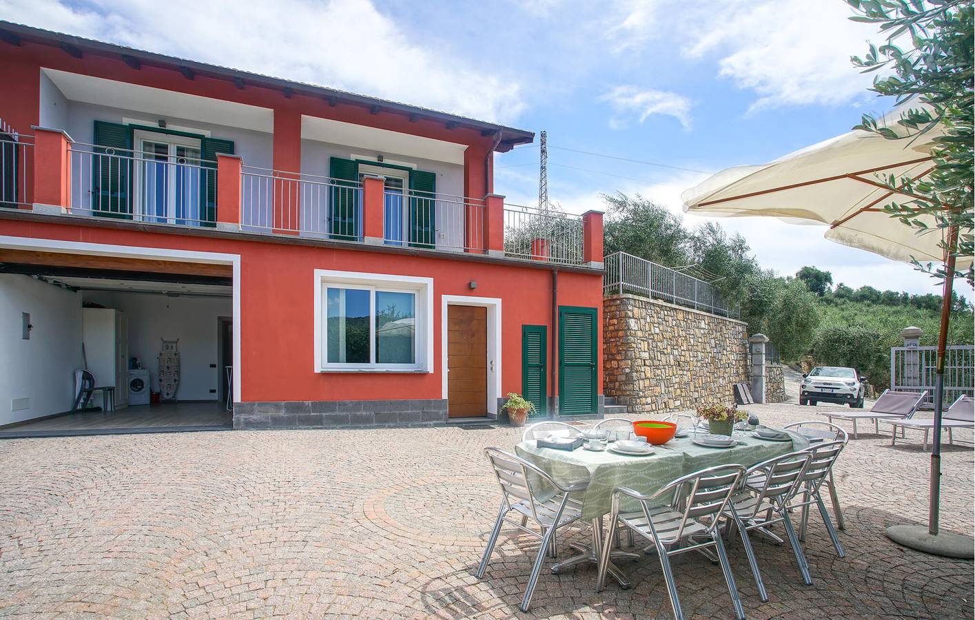Imperia Wohnung mit WiFi, A/C & Parkplatz, Terrasse in Imperia, Riviera di Ponente
