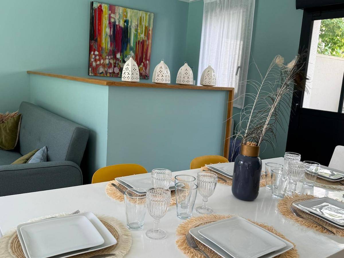 Lovely guest house with free parking in Caen, Caen und Umgebung