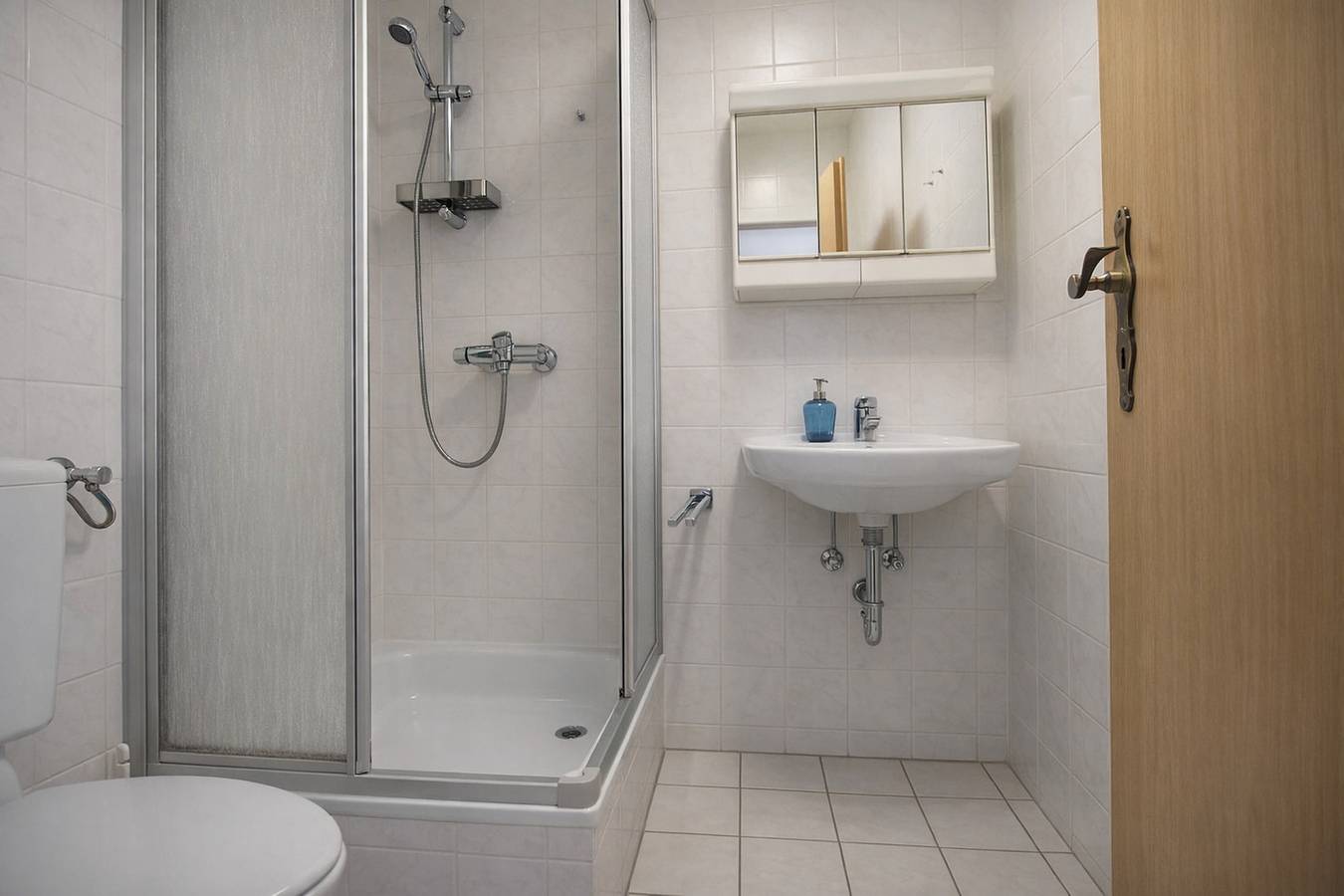 Ganze Ferienwohnung, Ein Ort zum Ankommen und Genießen – Ihr Zimmer für 2 Personen in Warnemünde Strand, Rostock